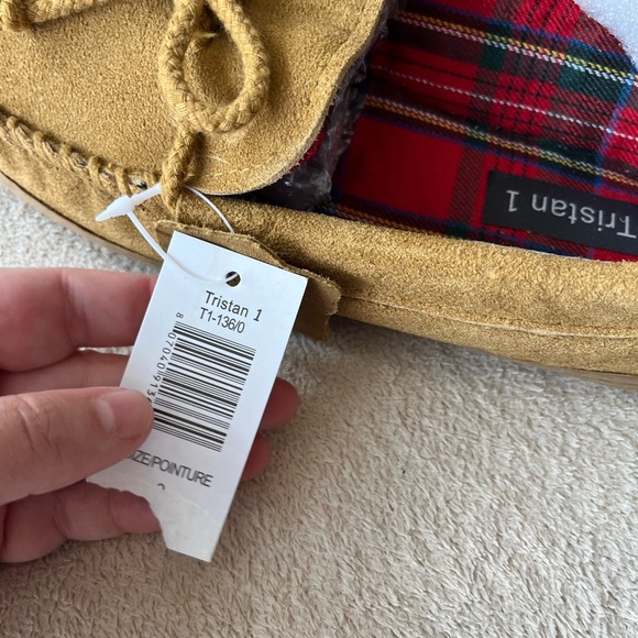 NWT Genuine Suede Moccasin Slippers 9 - Picture 12 of 16